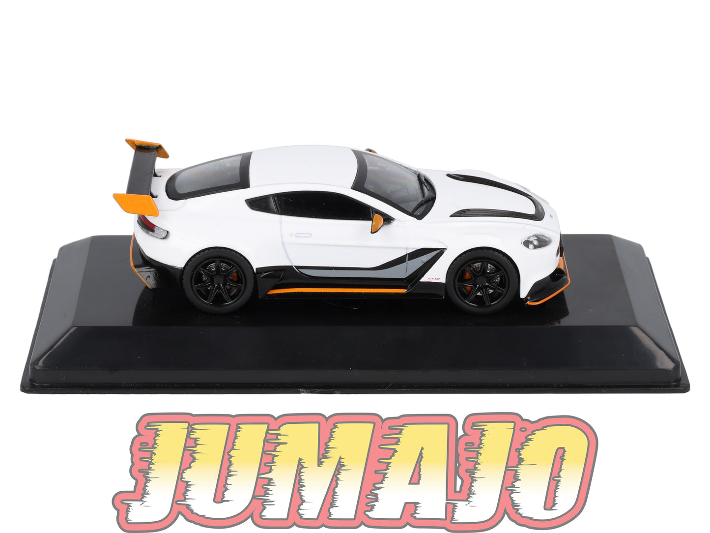SC38 voiture 1/43 SALVAT Supercars :  ASTON MARTIN Vantage GT12 2015