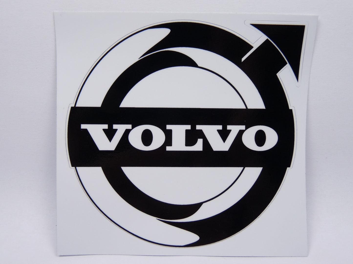 STK30 Sticker Autocollant : logo Volvo largeur environ 10.4 cm hauteur environ 10.2 cm