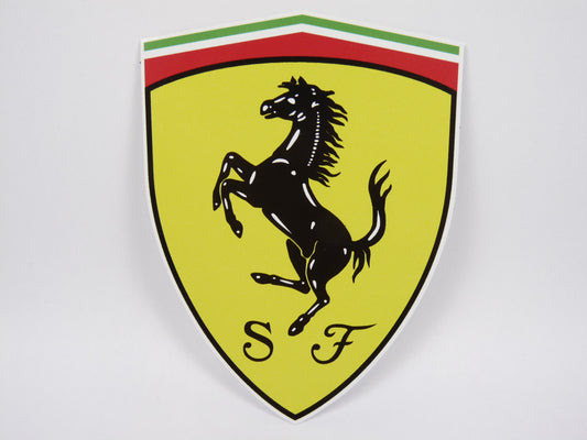 STK48 Sticker Autocollant : logo Ferrari écusson Largeur 8.9 cm hauteur 12 cm