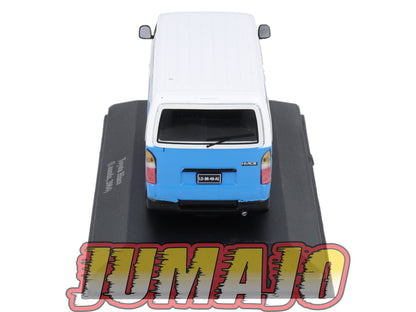 TAX14 Voiture 1/43 IXO Altaya Taxis du Monde : TOYOTA Hiace 2004 Luanda
