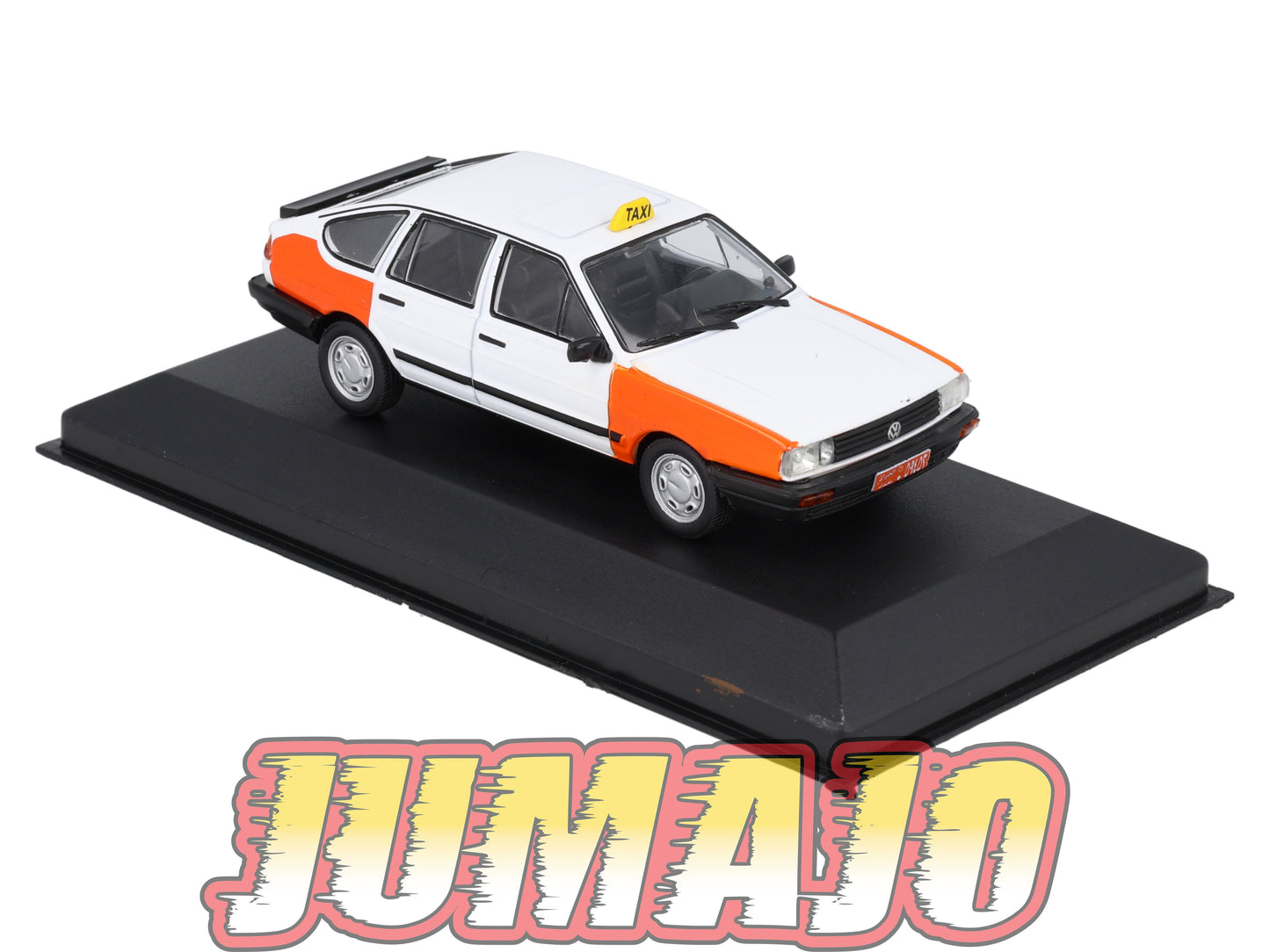 TAX52 Voiture 1/43 IXO Altaya Taxis du Monde : VOLKSWAGEN Passat LSE 1985 Baghdad