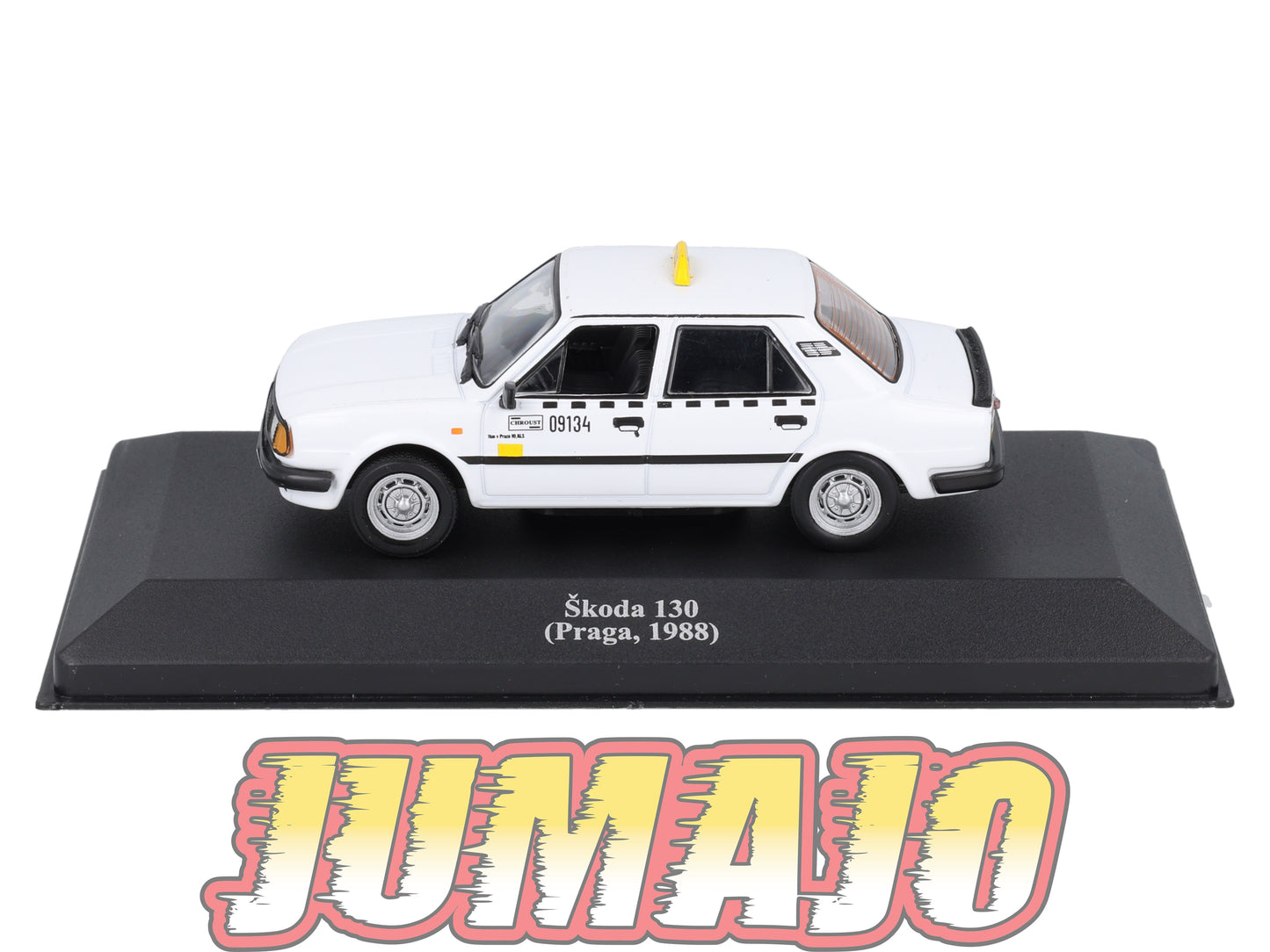 TAX55 Voiture 1/43 IXO Altaya Taxis du Monde : SKODA 130 1988 Praga