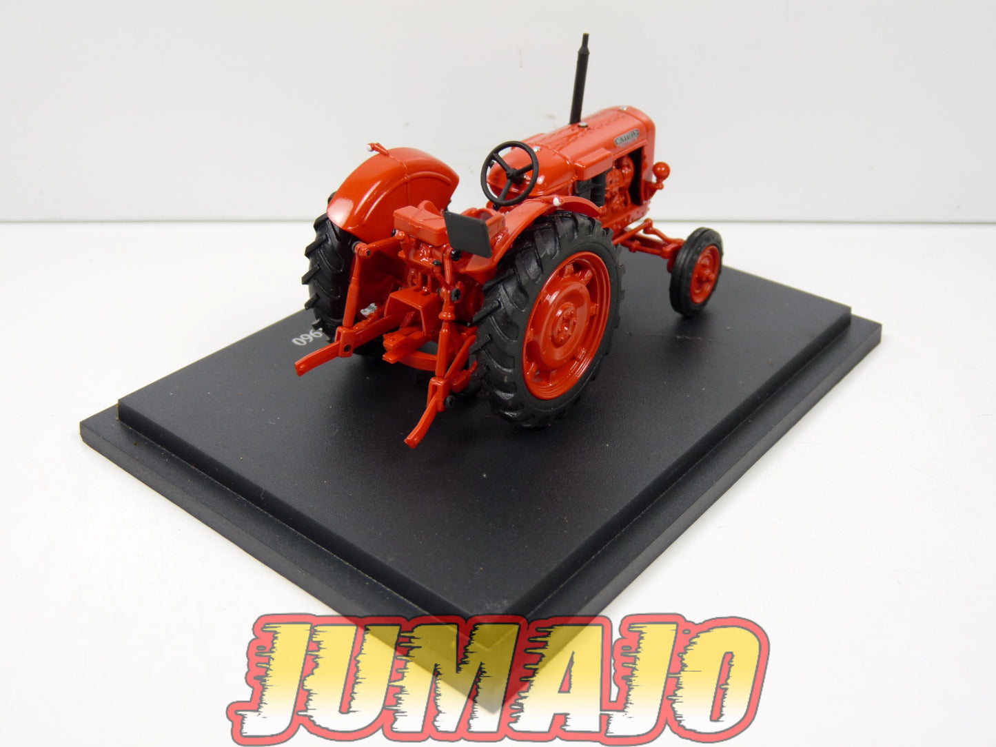 TR65 Tracteur 1/43 universal Hobbies : Nuffield Universal Four 1960