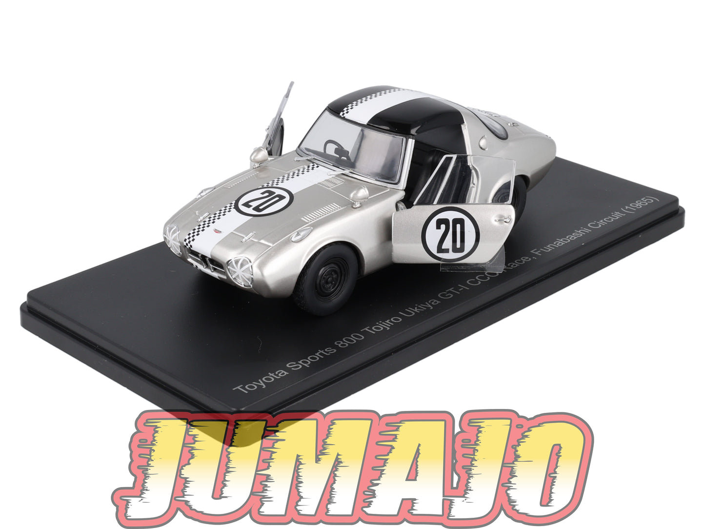 VQJ201 Voiture 1/24 Hachette Japon : TOYOTA Sports 800 GT-I CCC Race #20 1965