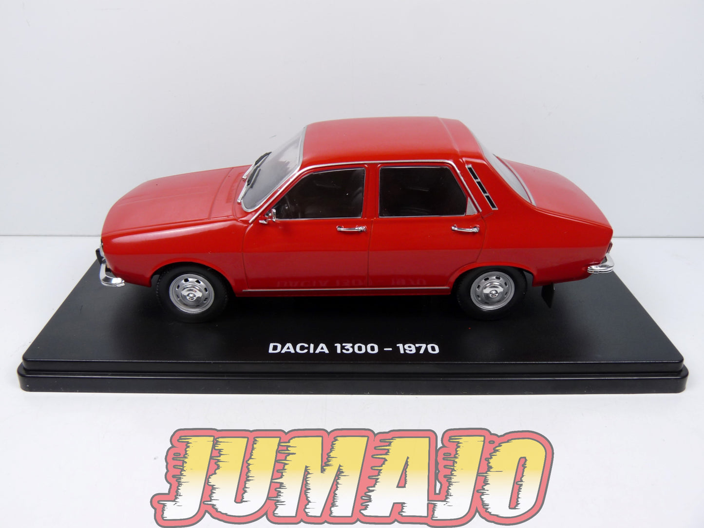 VQR1 Voiture 1/24 Hachette : DACIA 1300 ( RENAULT 12 )