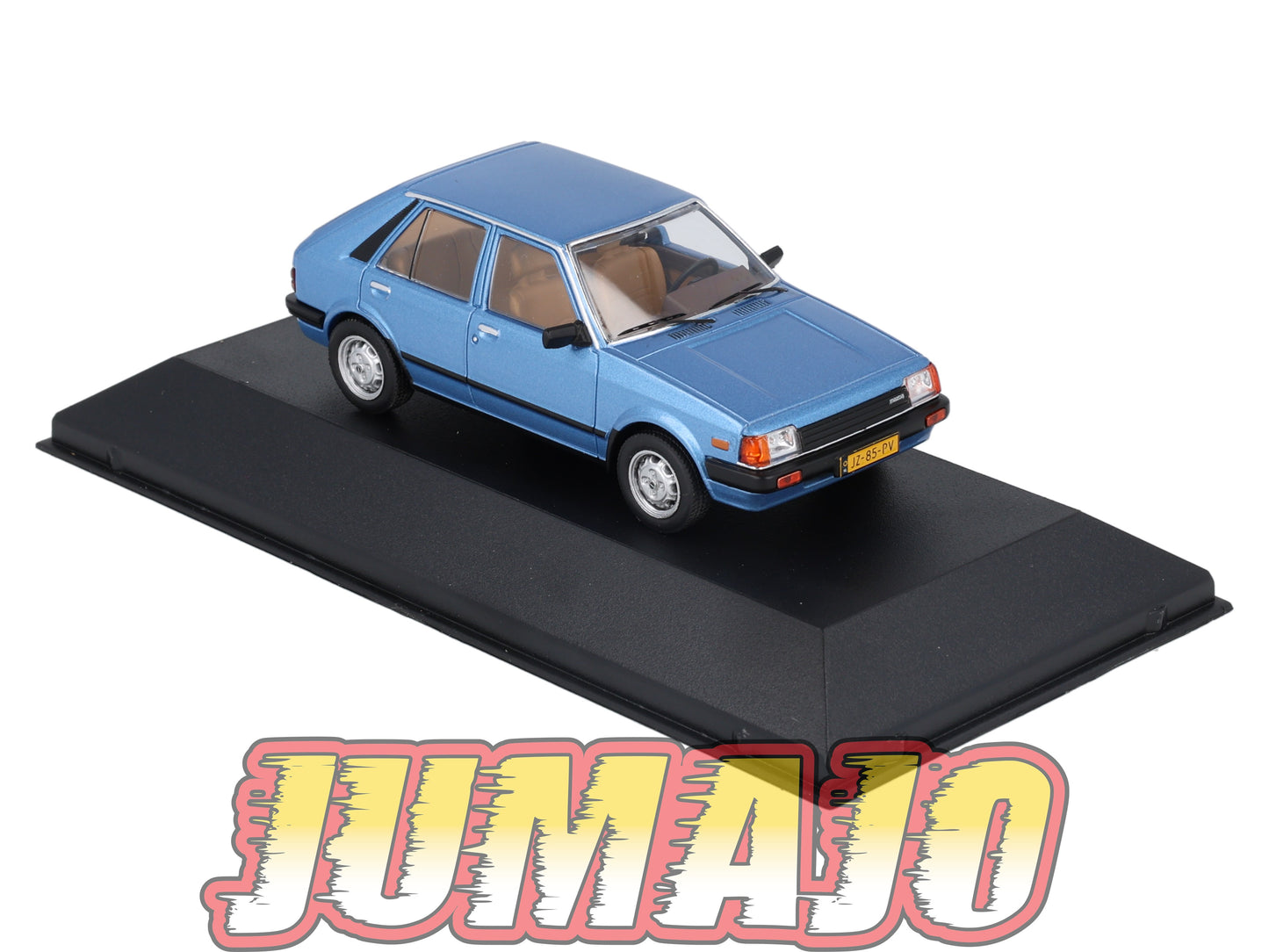 WHI2 Voiture 1/43 WHITEBOX : MAZDA 323 Hatchback 1982