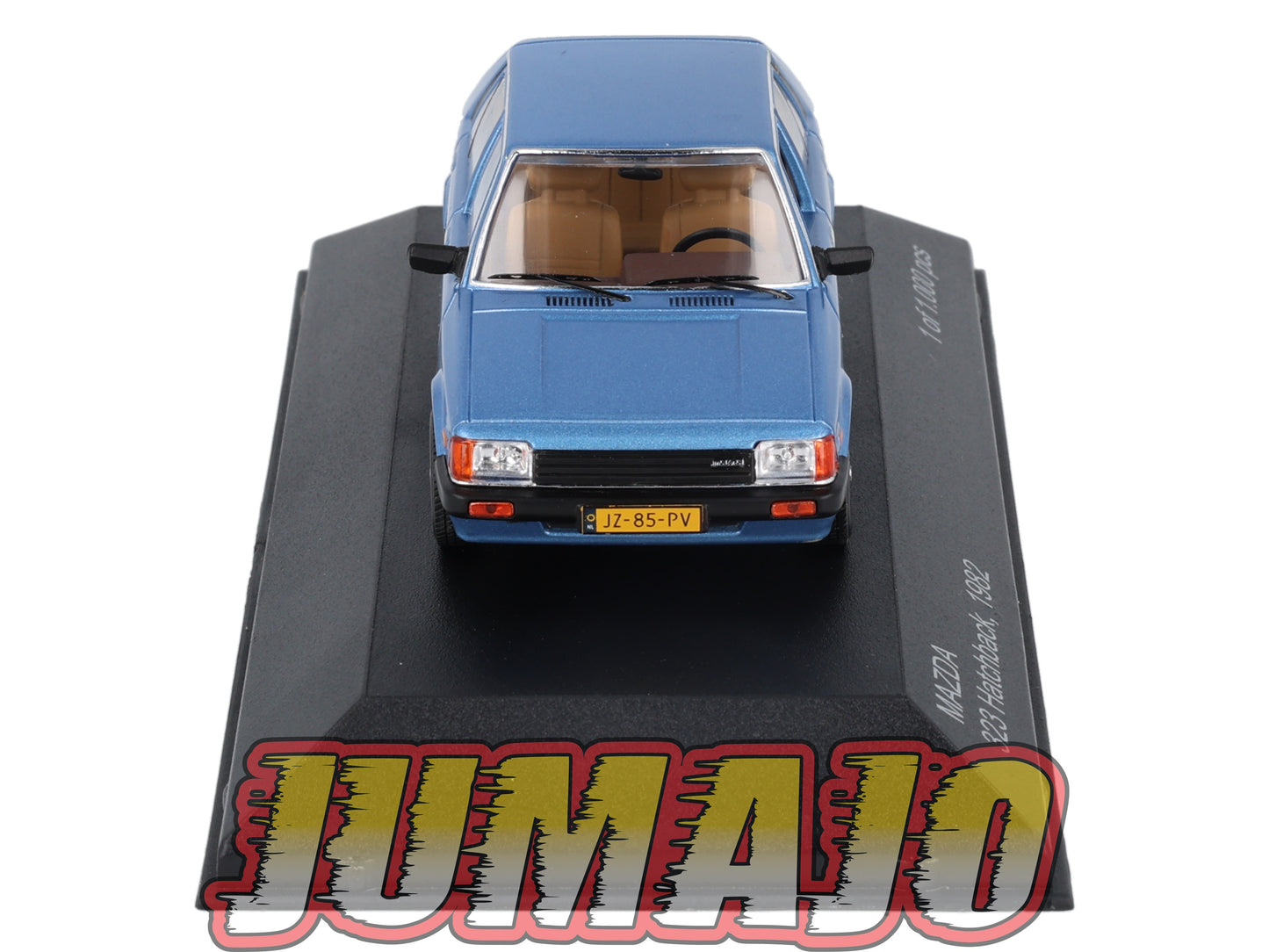 WHI2 Voiture 1/43 WHITEBOX : MAZDA 323 Hatchback 1982