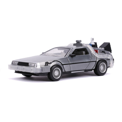 J541 Voiture 1/32 JADA  "back to the future" : DeLorean Retour vers le futur II