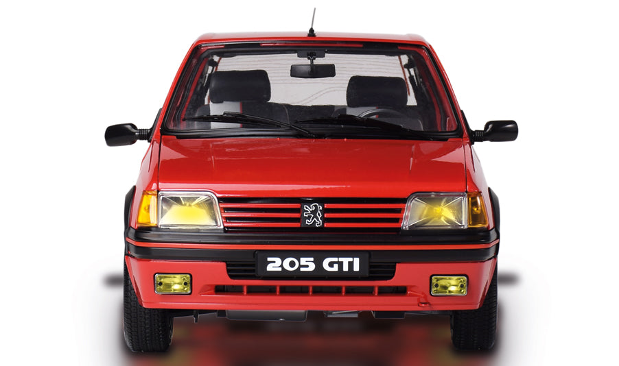 IXC7 Voiture 1/8 IXO Kit à monter : Peugeot 205 GTI 1.9 Rouge