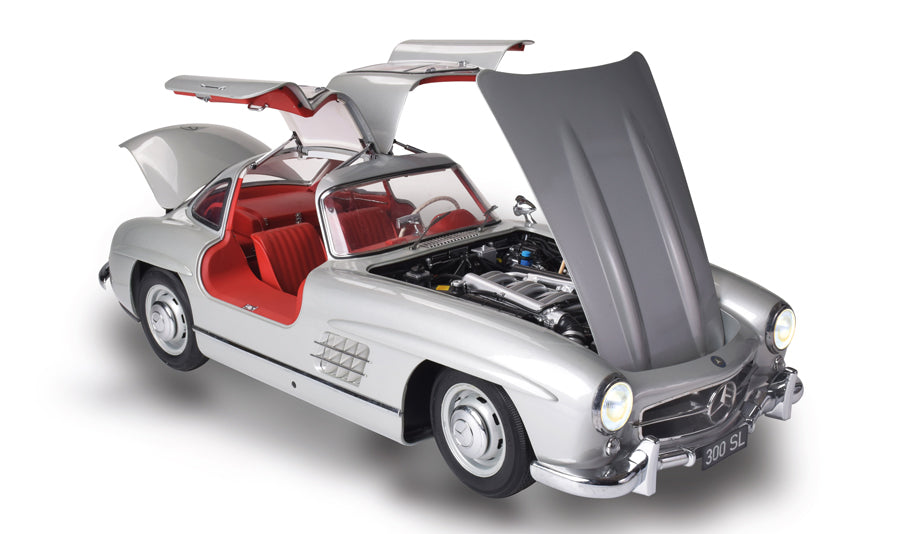 IXC2 Voiture 1/8 IXO Kit à monter : Mercedes Benz 300 SL Silver