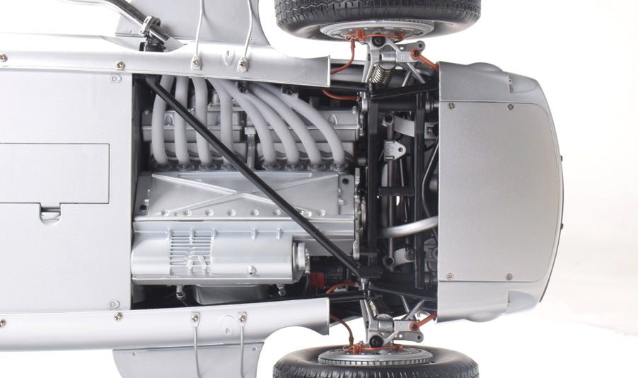 IXC10 Voiture 1/8 IXO Kit à monter : Mercedes W196 S Moss #12