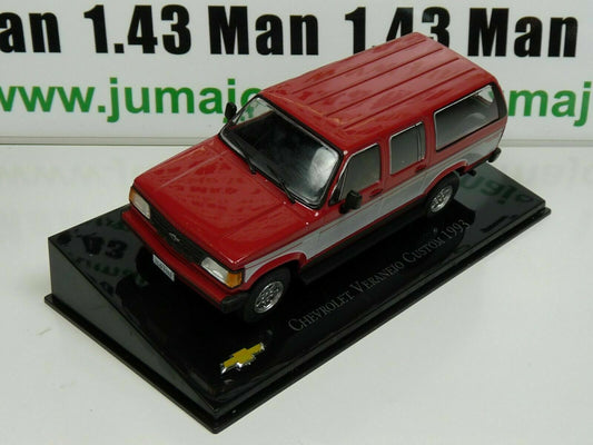 CVT36 voiture 1/43 IXO Salvat BRESIL CHEVROLET : Veraneio Custom 1993