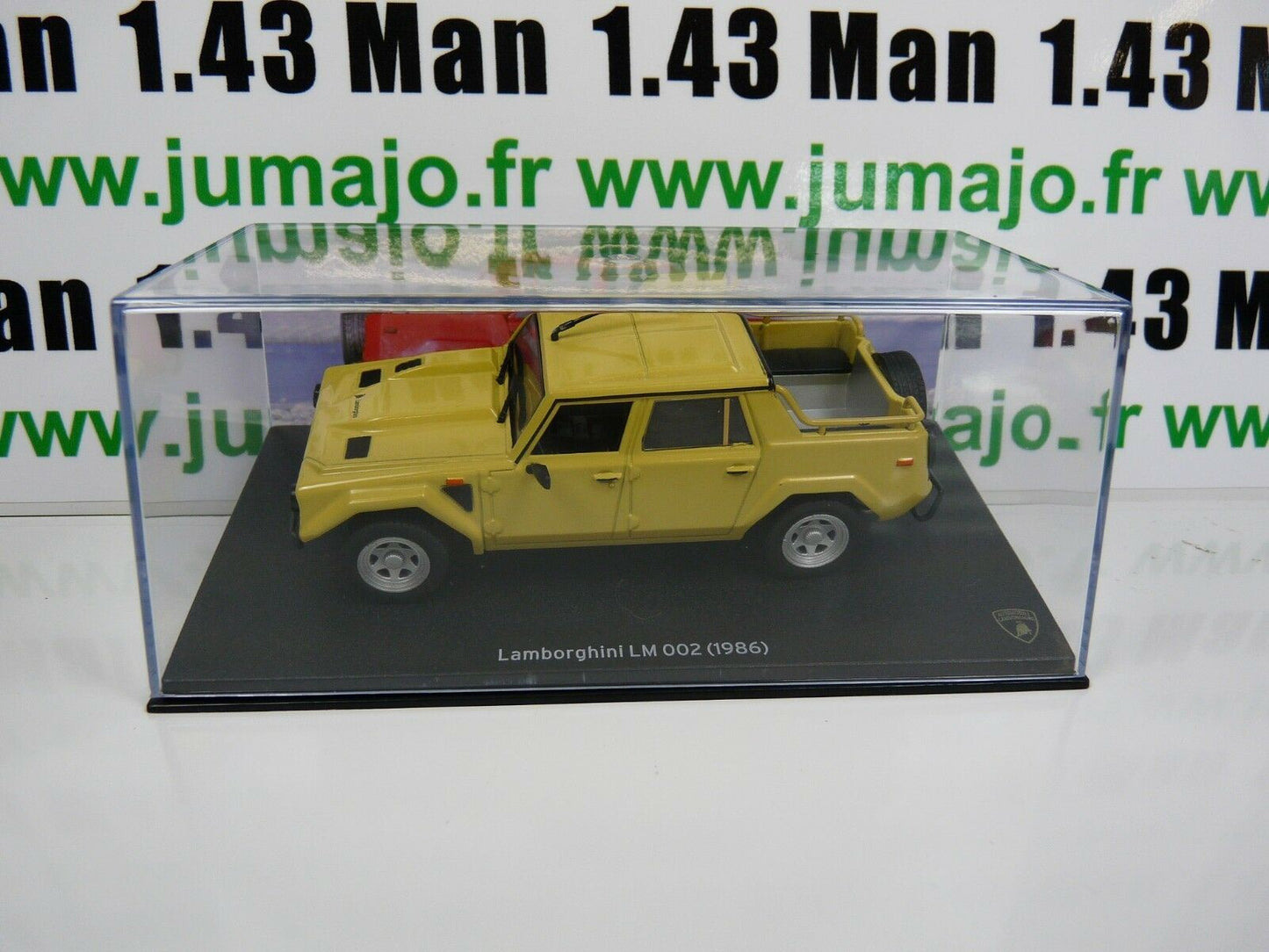 LB23 voiture 1/43 IXO LAMBORGHINI : LM 002 1986 4X4