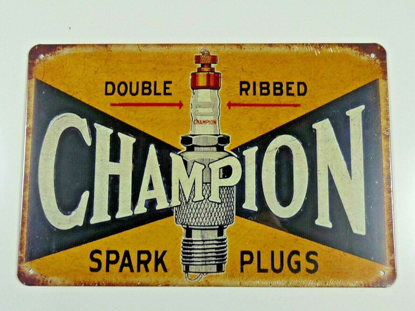 PB80F PLAQUE PUBLICITAIRE tolée age d'or Automobile CHAMPION Spark Plug 20*30 cm