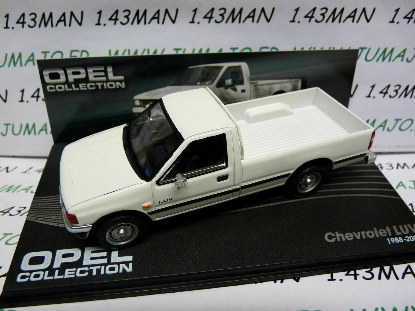 OPE39 voiture 1/43 IXO eagle moss OPEL collection : Chevrolet LUV