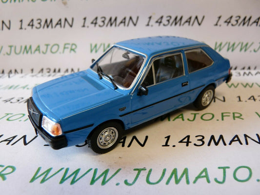 PL23 VOITURE 1/43 IXO IST déagostini POLOGNE : VOLVO 343
