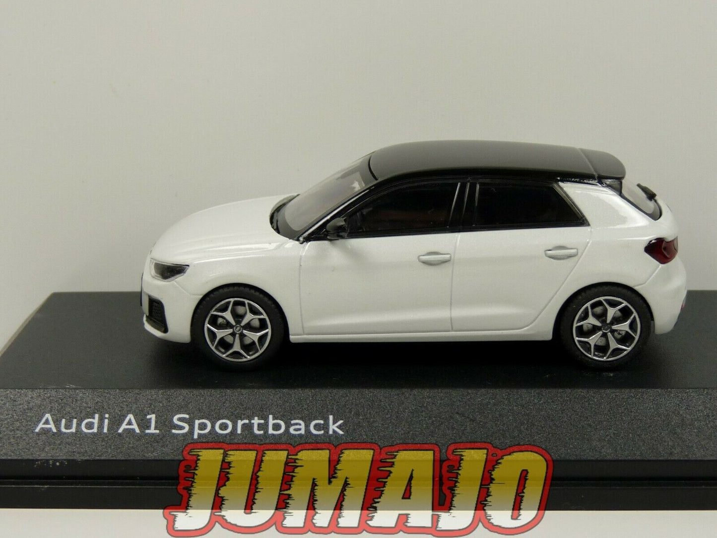 AUD25 voiture 1/43 SPARK : Audi A1 Sportback Glacier White