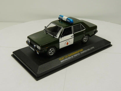 POS3 voiture 1/43 IXO altaya : Seat 131 Supermirafiori guardia civil Police 1979