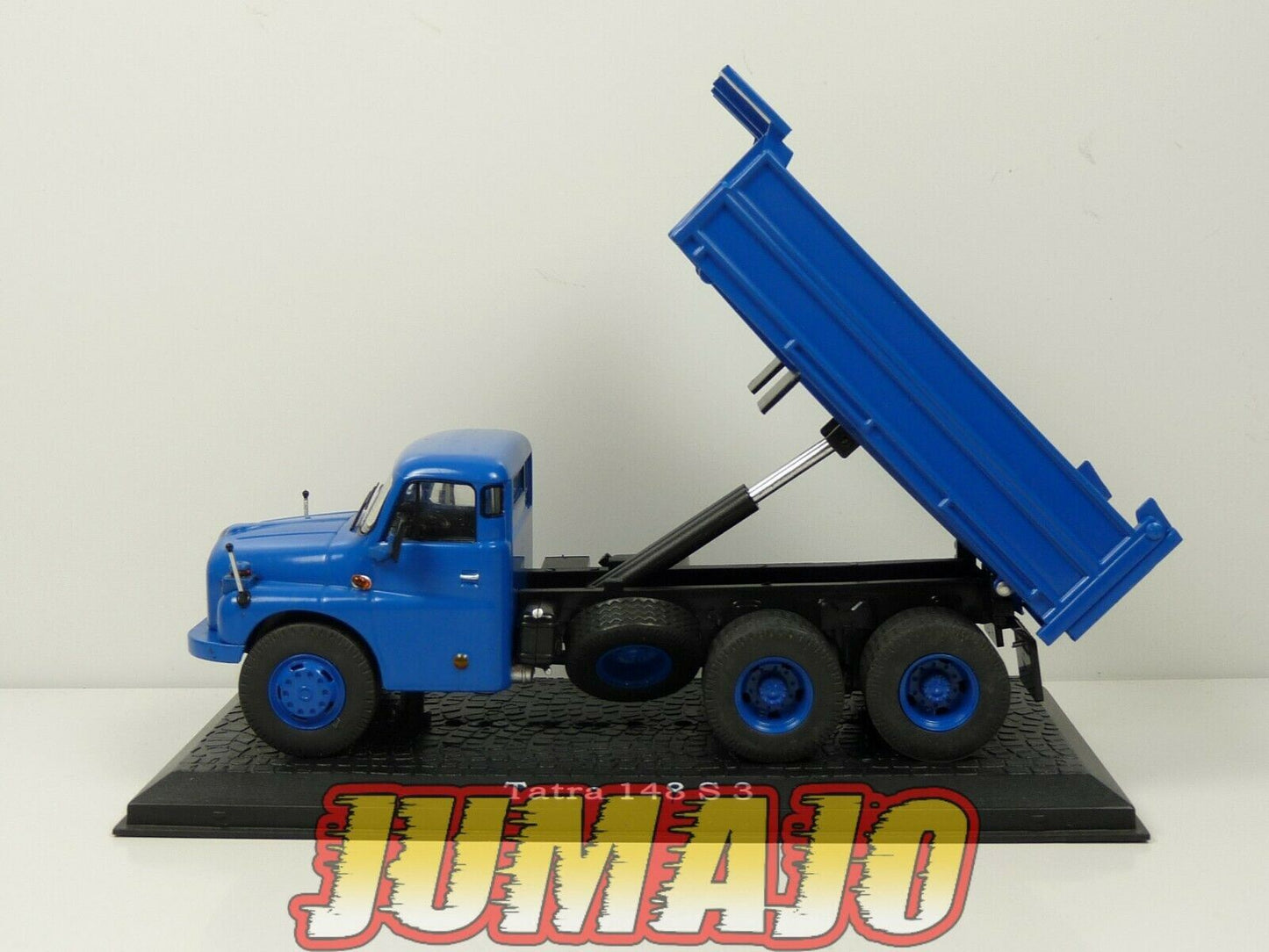 DDRT5 CAMIONS 1/43 atlas IXO : TATRA 148 S 3 benne basculante