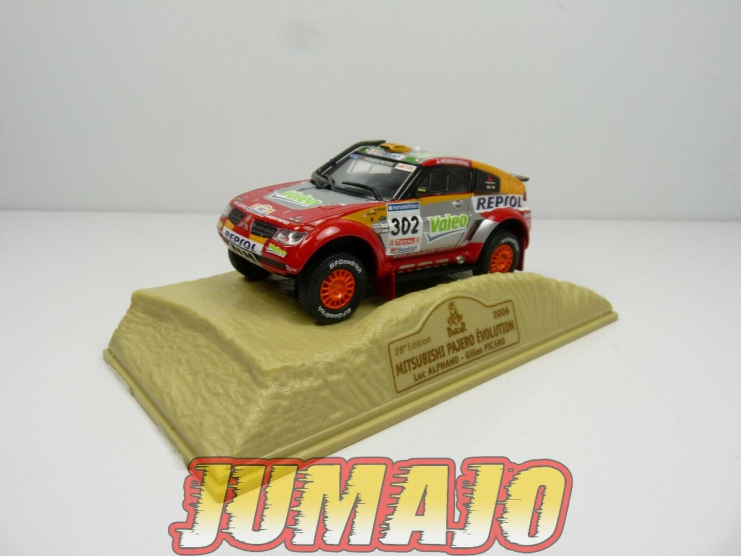 DKR21 1/43 Norev M6 Paris/Dakar : MITSUBISHI PAJERO winner 2006 #302 Alphand-Picard