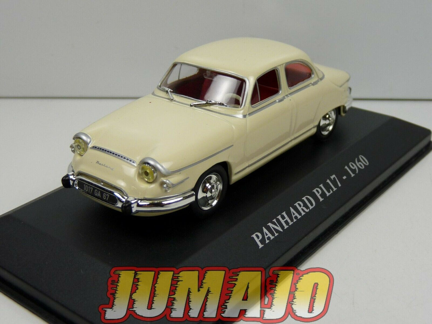 FA64 Voiture 1/43 IXO altaya Voitures d'autrefois PANHARD PL17 1960