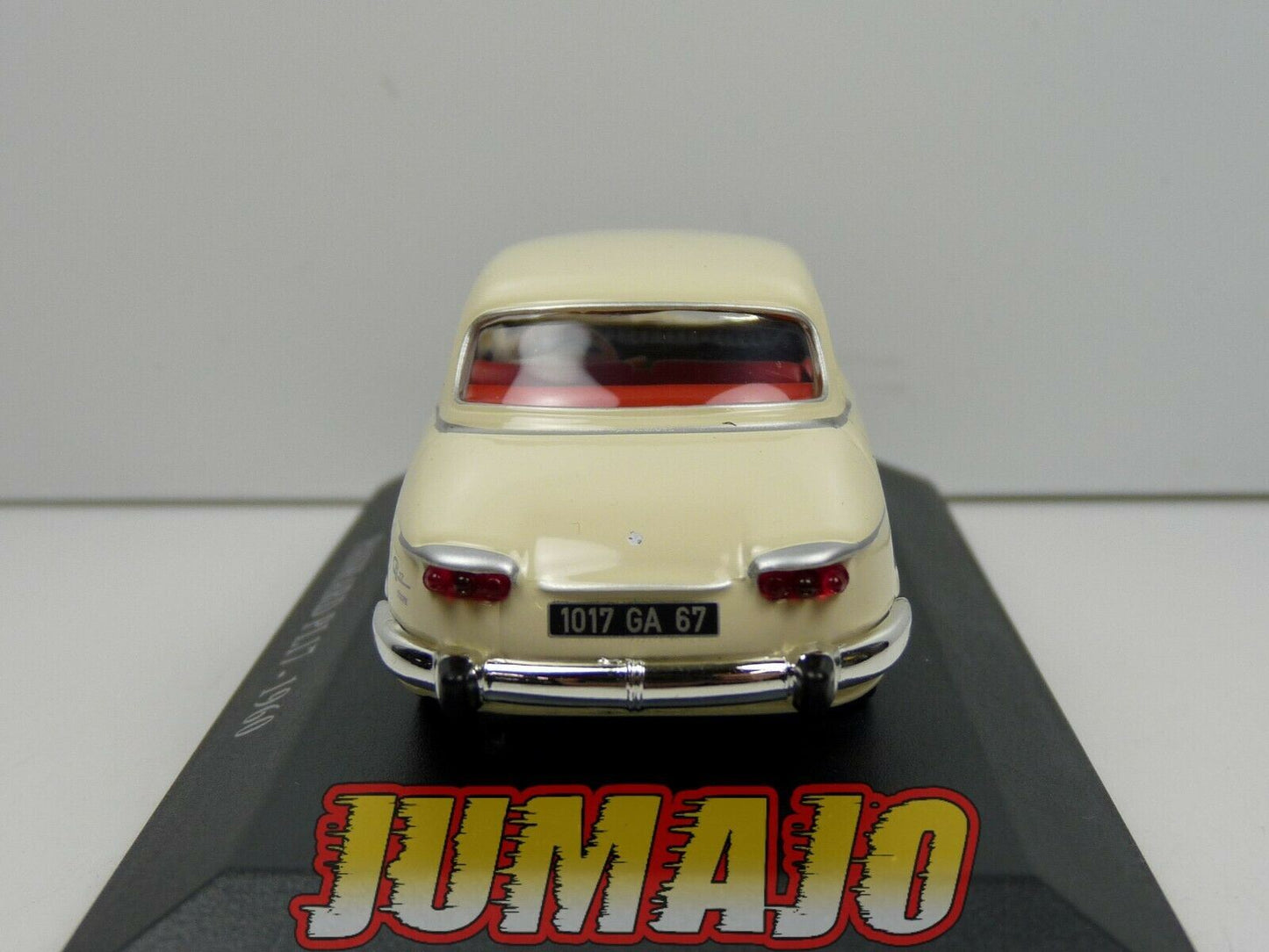 FA64 Voiture 1/43 IXO altaya Voitures d'autrefois PANHARD PL17 1960