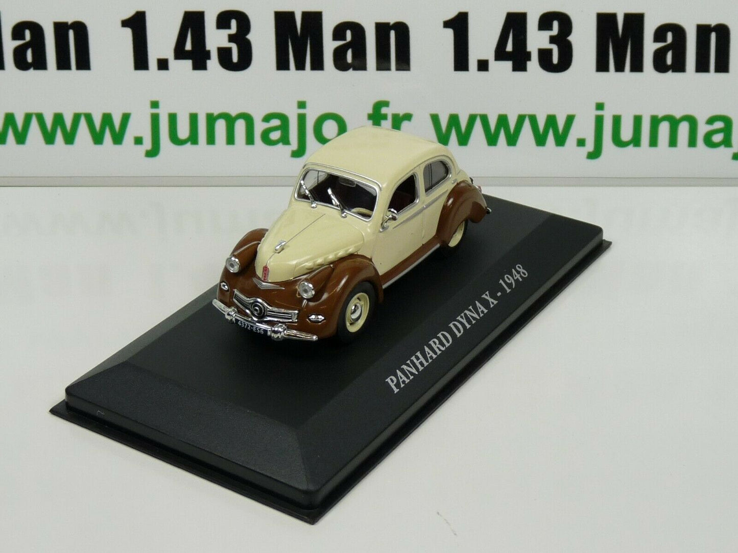 FA84 Voiture 1/43 IXO altaya Voitures d'autrefois : PANHARD DYNA X 1948