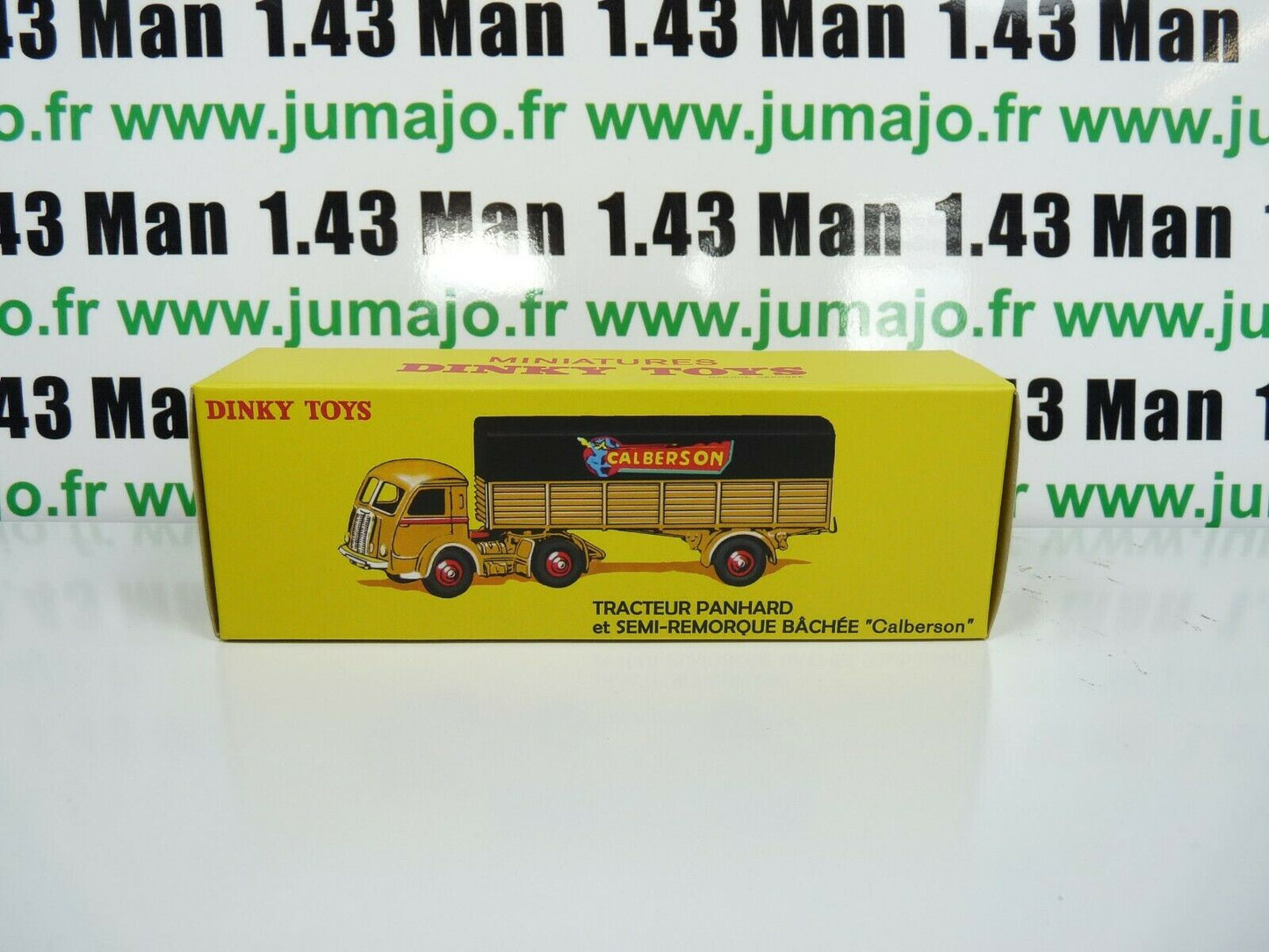 DT435 Voiture réédition DINKY TOYS Atlas : PANHARD Calberson 32AN