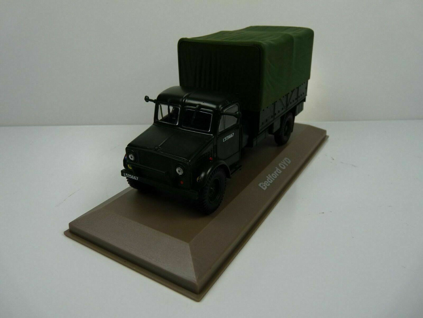 BL19 atlas IXO 1/43 Blindés WW2 : Bedford OYD 4X2 UK