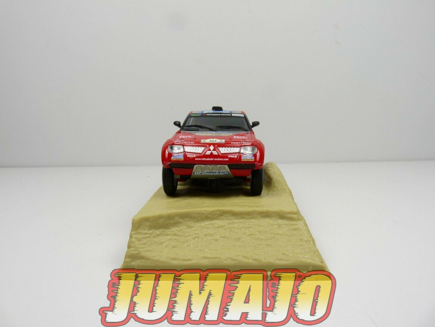 DKR3 1/43 NOREV M6 Paris/Dakar : MITSUBISHI PAJERO 2004 #203 Winner Peterhansel