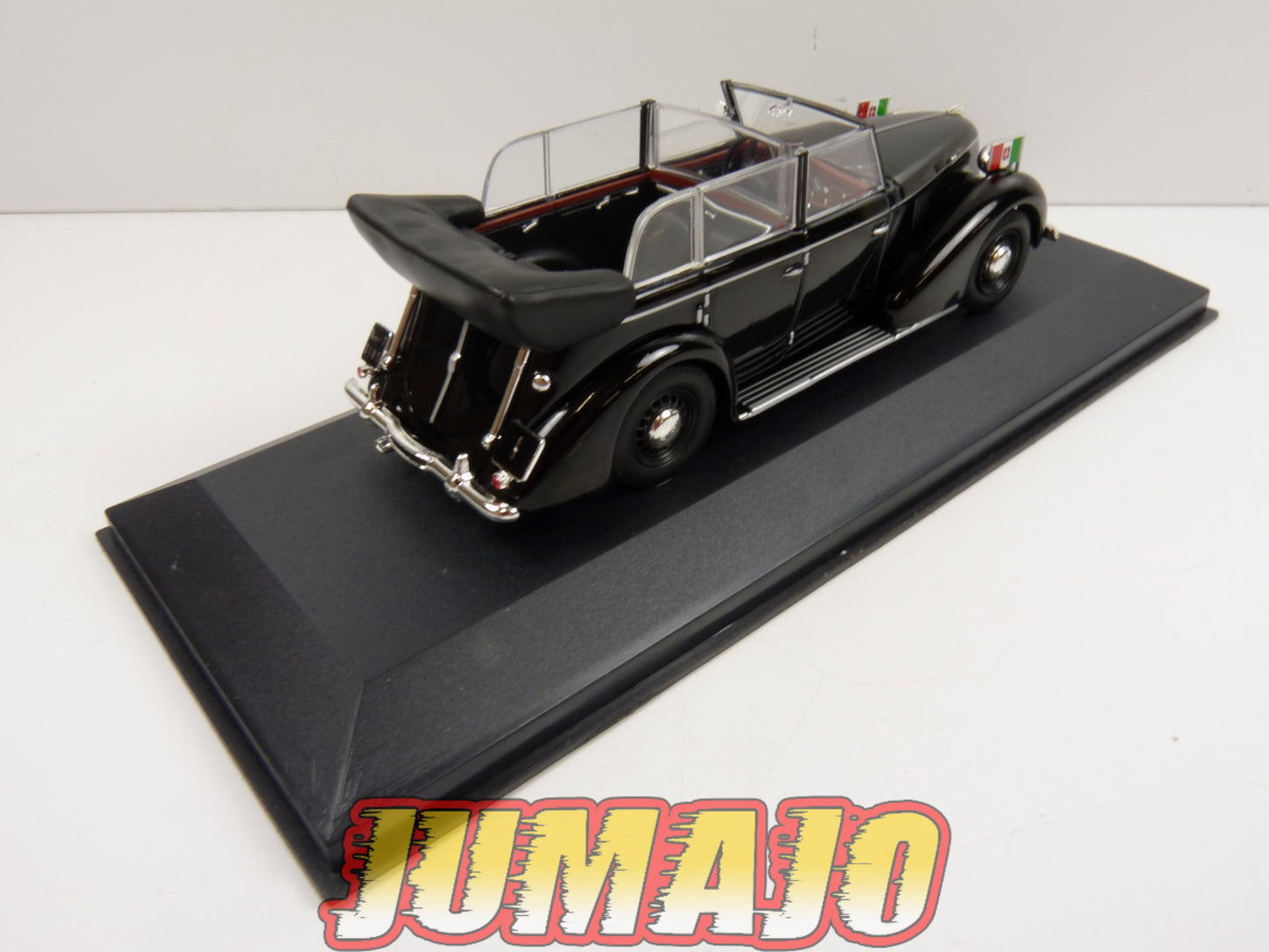 VC47 Voiture 1/43 IXO altaya Voitures d'autrefois : FIAT 2800 "Vittorio Emanuele III" 1939