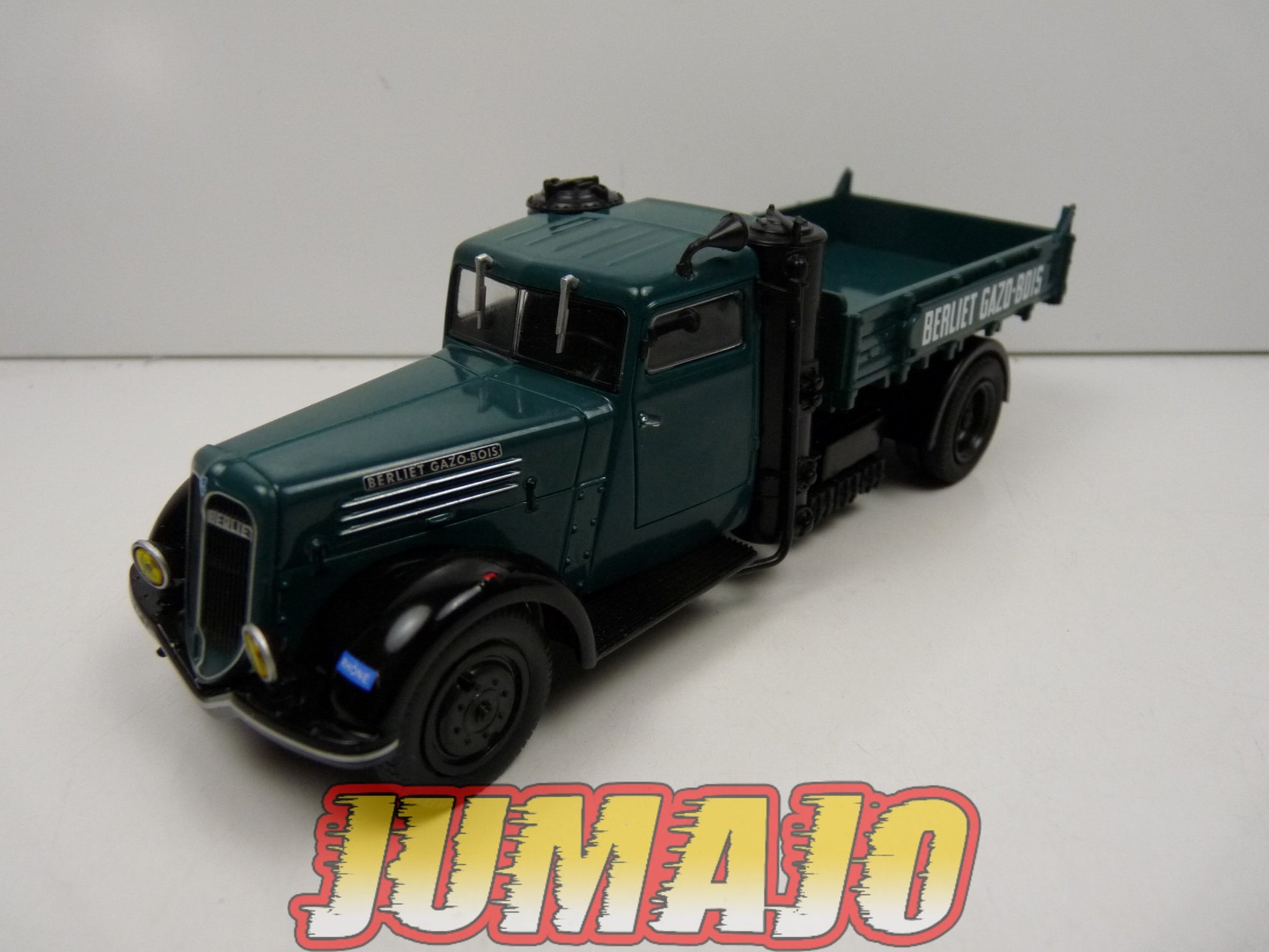 BERLIET KB 770 Citerne Elf Antar 1976 IXO Camion d'autrefois 1/43 en BERLIET KB 770 Citerne Elf Antar 1976 IXO Camion d'autrefois 1/43 en