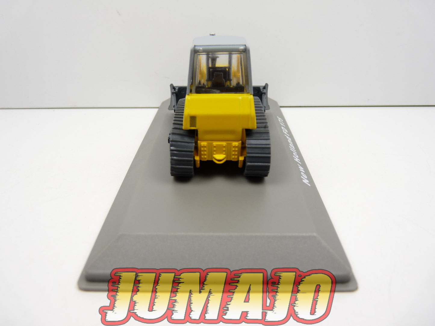 BTP41 VEHICULE DE CHANTIER 1/72 Hachette : NEW HOLLAND FD 175