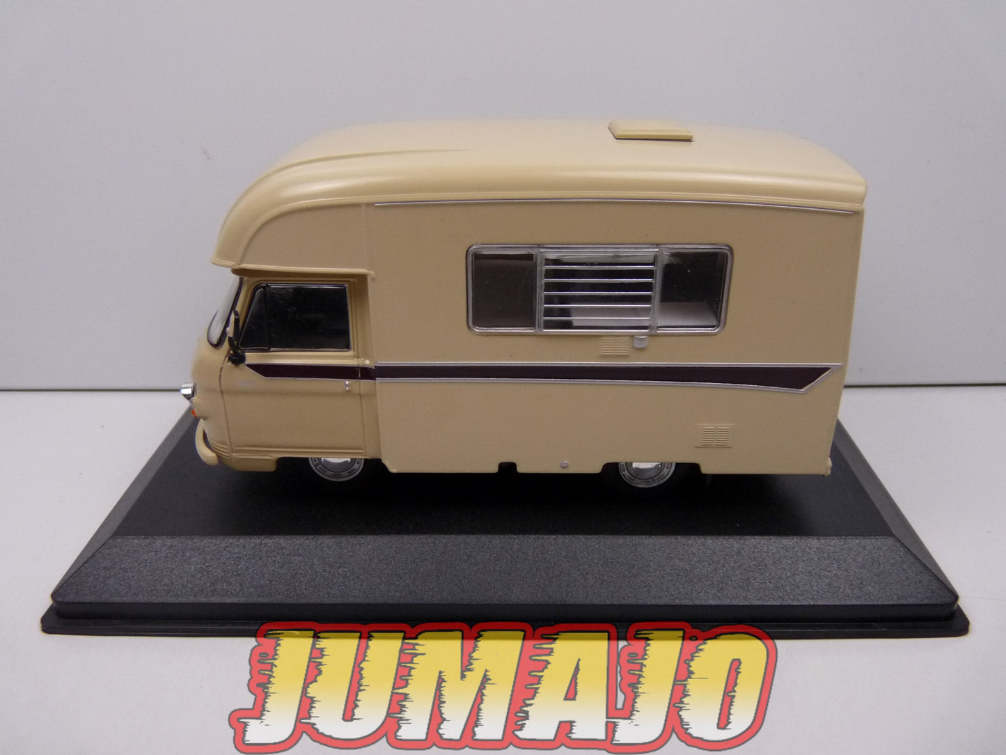 CC55 1/43 camping cars hachettes IXO : COMMER Jennings Roadranger 1969