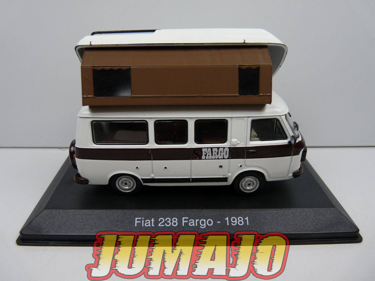CCE162 1/43 camping cars hachettes IXO : Fiat 238 Fargo 1981