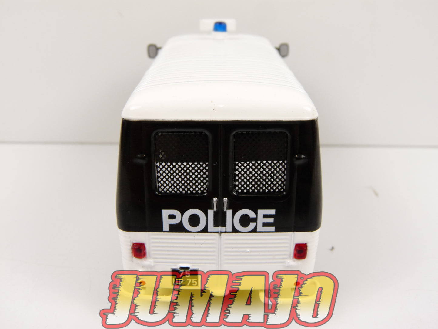 DIO10 Voiture + diorama 1/43 IXO : métiers de france Peugeot J7 Police commissariat