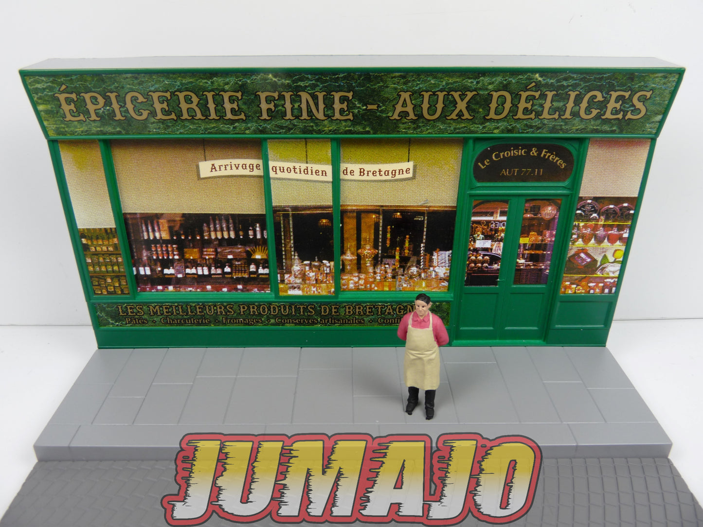 DIO6 Voiture + diorama 1/43 IXO : métiers de france Renault Estafette épicerie fine