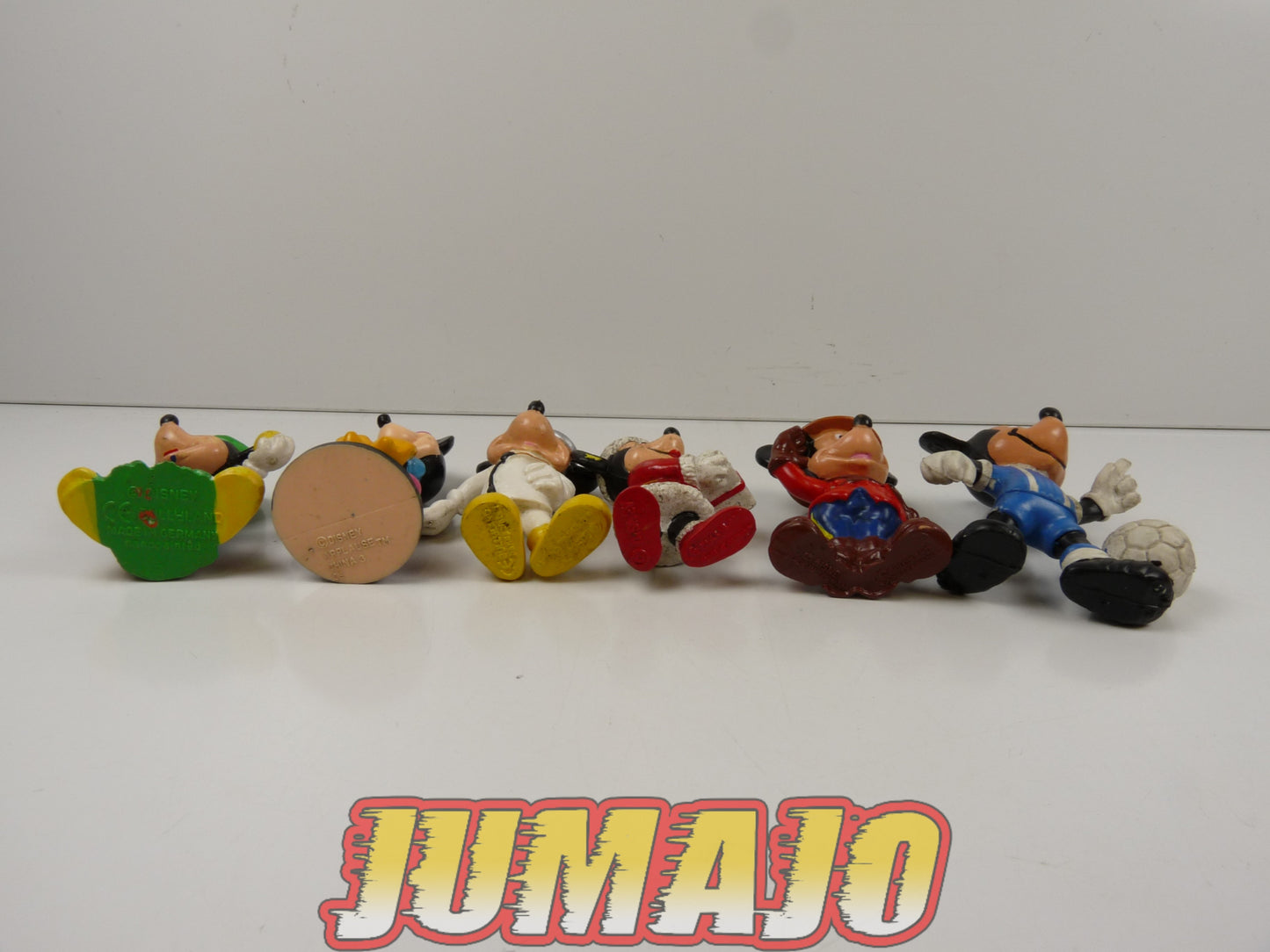 FIG22 lot 6 figurines PVC COMICS SPAIN/DISNEY BULLY 6cm : Mickey football, peintre, docteur, Minnie