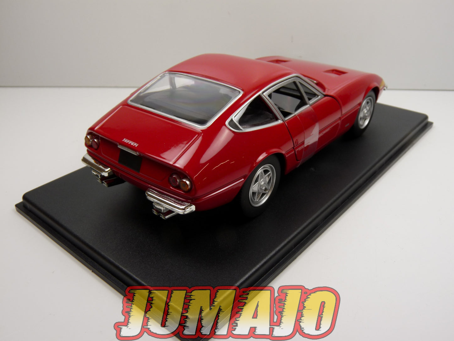 FVQ11 Voiture 1/24 BURAGO HACHETTE FERRARI GT BOITE CASSÉE : 365 GTB4 1968 Rouge