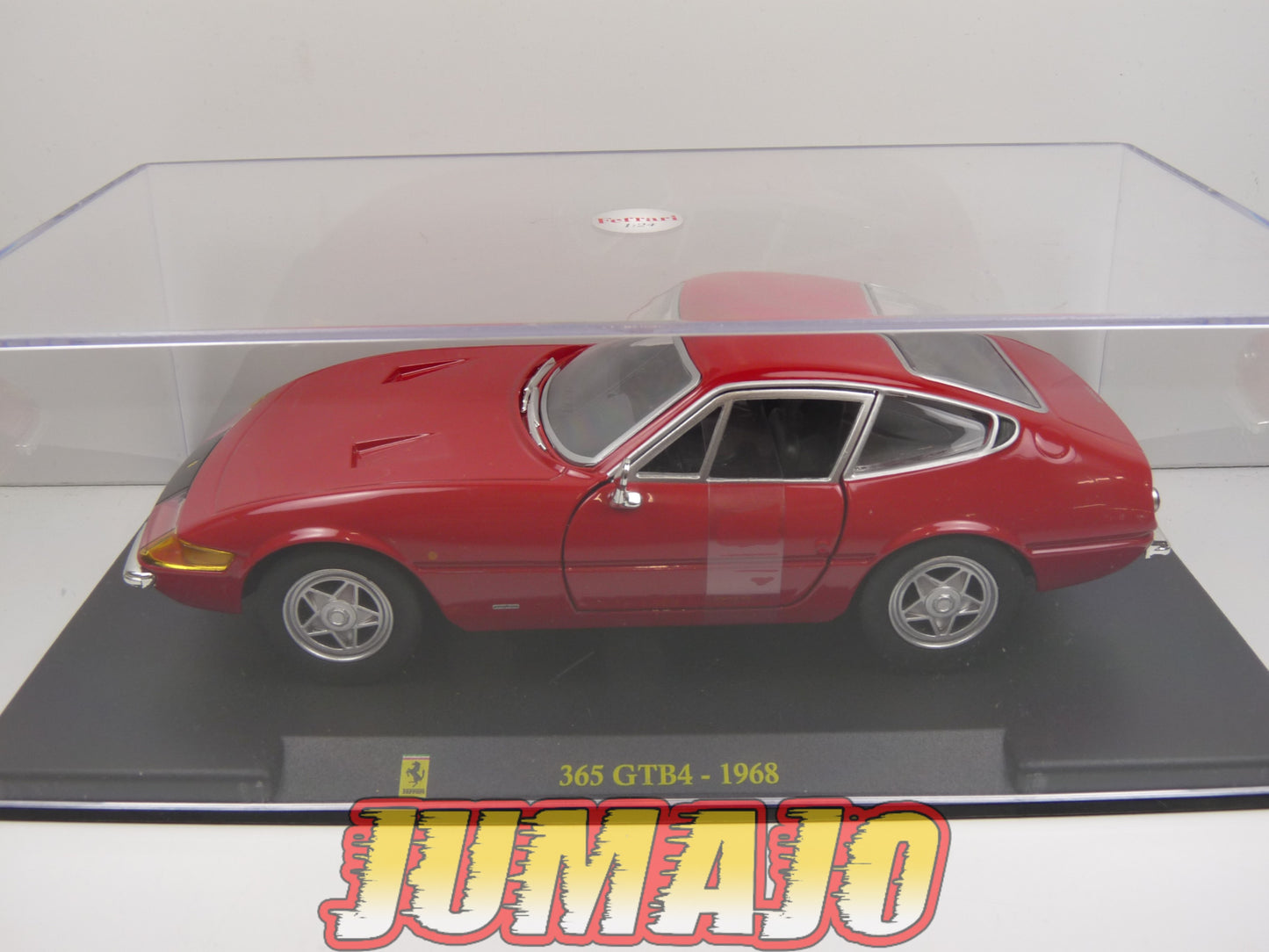 FVQ11 Voiture 1/24 BURAGO HACHETTE FERRARI GT BOITE CASSÉE : 365 GTB4 1968 Rouge