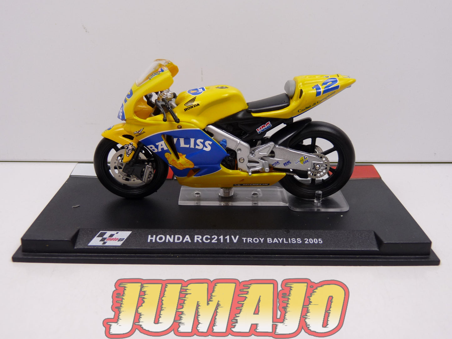GP15 Moto GP 1/24 IXO : Honda RC211V Troy Bayliss 2005 #12