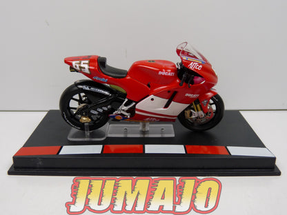 GP19 Moto GP 1/24 IXO : Ducati Desmosedici Loris Capirossi 2004 #65