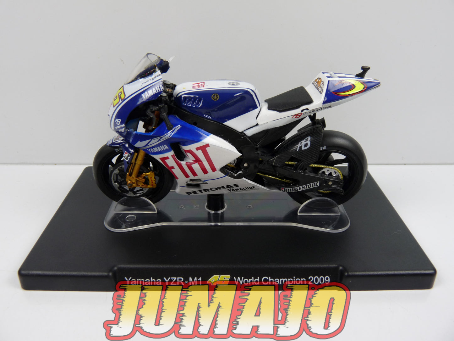 MR6 Moto Valentino Rossi LEO MODELS 1/18 : Yamaha YZR M1 #46 World Champion 2009