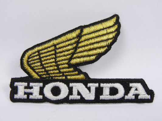 PTC49 Patch brodé thermocollé : logo Honda aile largeur environ 10.2 cm hauteur environ 6.5 cm
