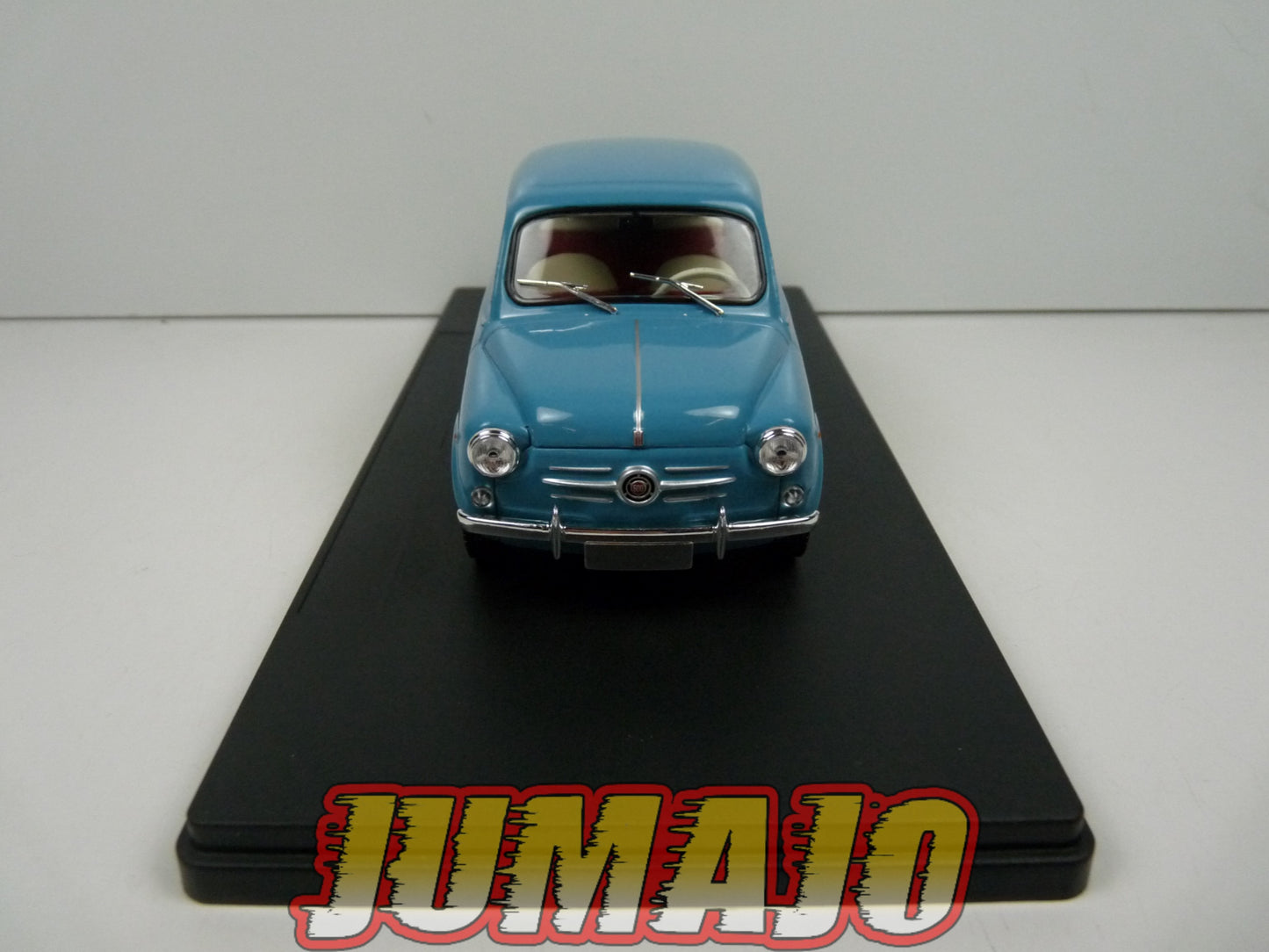 PTVQ1 Voiture 1/24 SALVAT Models : Fiat 600 D 1961