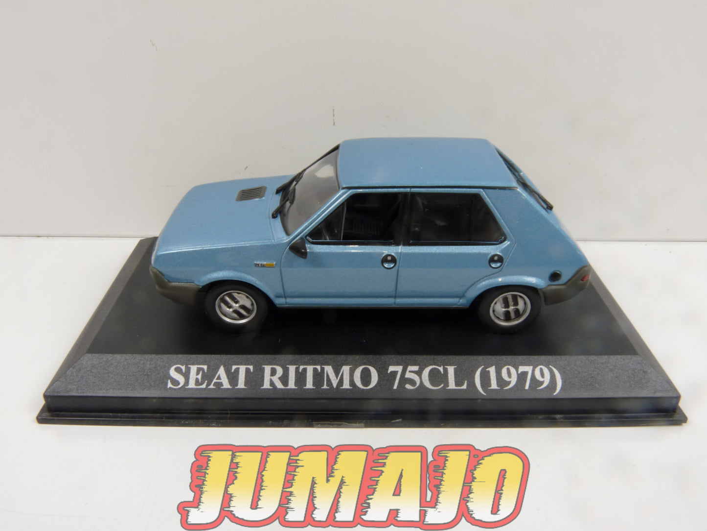 VA22 voiture 1/43 IXO altaya : SEAT Ritmo 75cl 1979
