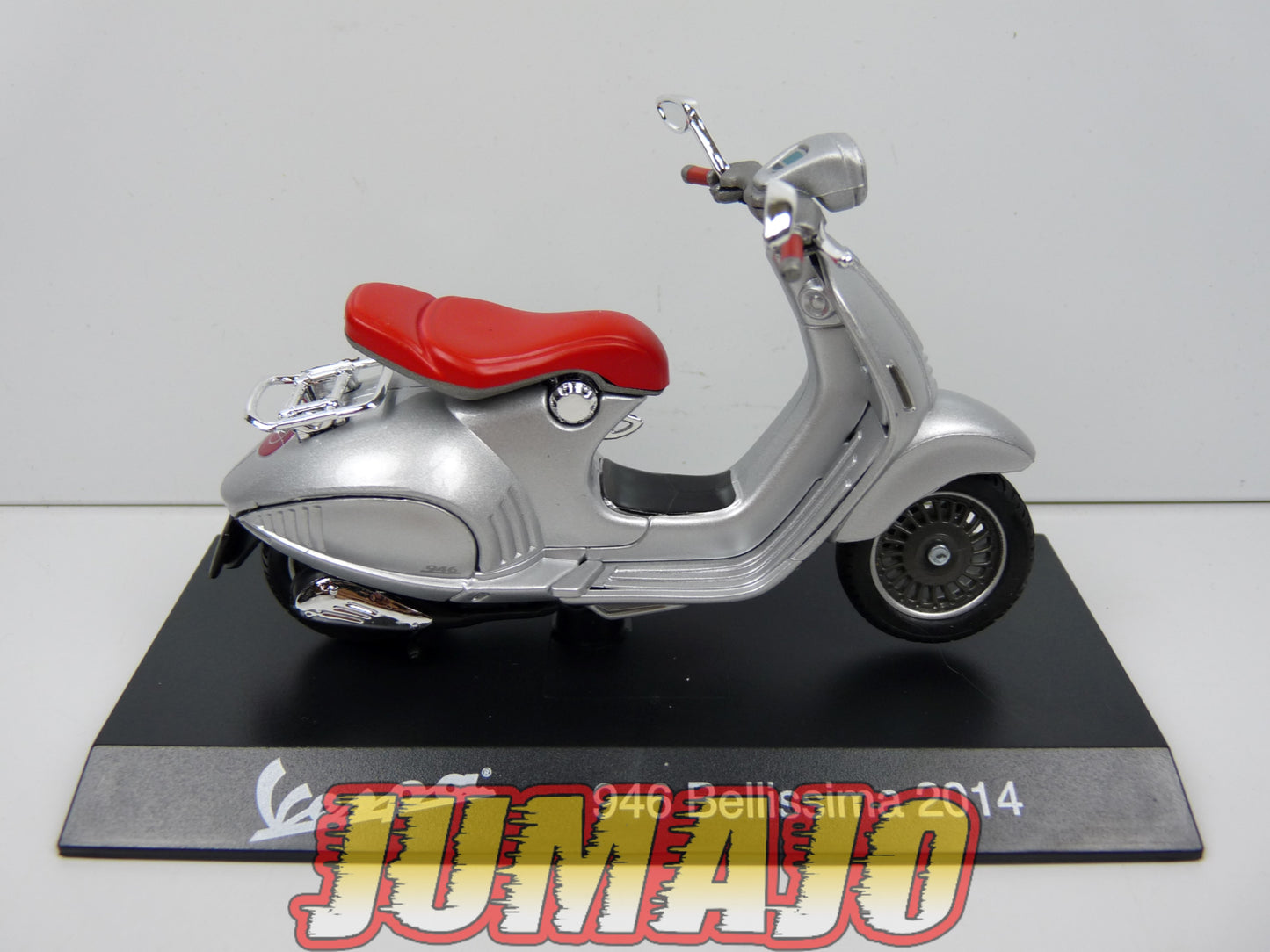 VES101 MOTO VESPA ITALIE Fassi Toys 1/18 : VESPA 946 BELLISSIMA 2014