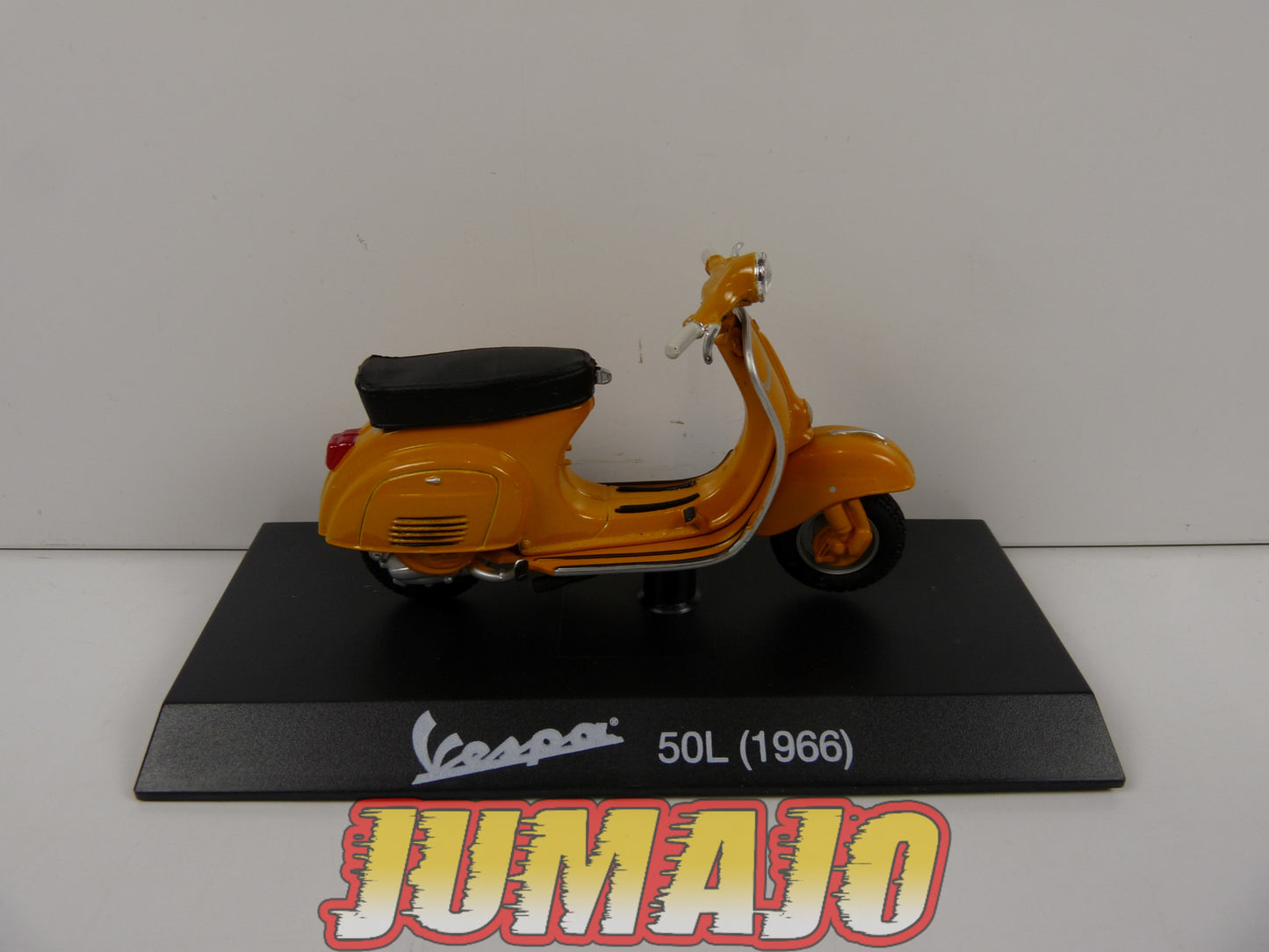 VES114 MOTO VESPA ITALIE Fassi Toys 1/18 : VESPA 50L 1966