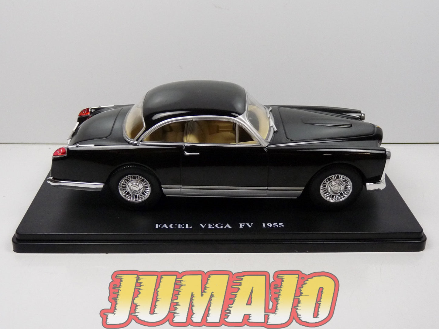 VQ67 Voiture 1/24 SALVAT Models : FACEL VEGA FV 1955