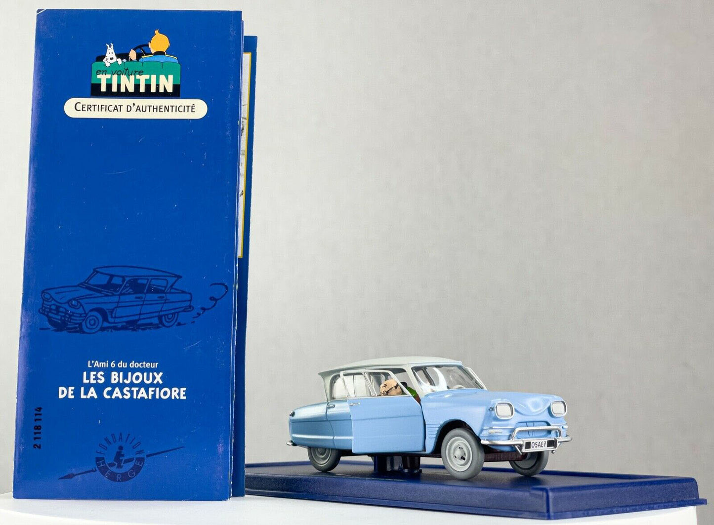 TIN14 Atlas 1/43 TINTIN en Voiture : Citroën Ami 6 années 60 *Occasion
